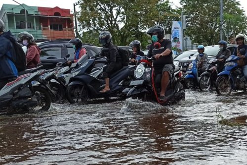 Hal yang Perlu Diperhatikan Saat Motor Matik Terjang Banjir