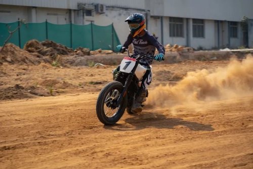 Royal Enfield Buka Peluang Rakit Motor di Indonesia