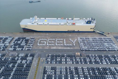 Kelebihan Produksi, Geely Stop Bangun Pabrik Baru