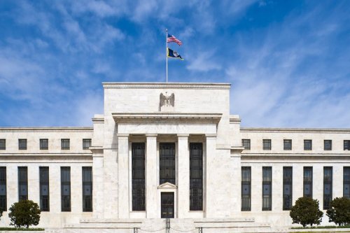 Bunga The Fed Naik, Pertumbuhan Industri Pembiayaan Bisa Tertekan