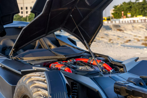 Replika Mobil Batman Pakai Basis Mercedes-Benz CL 55 AMG