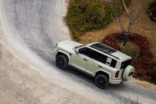 BYD Beri Sinyal Kuat Denza B5 Masuk Indonesia