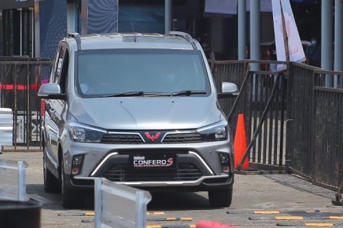 Menu LMPV Rp 200 Jutaan, Mana Paling Pas buat Keluarga?