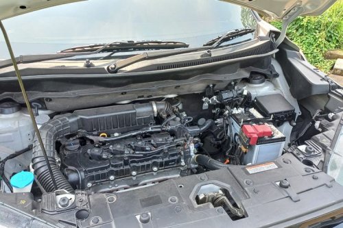 Tanda-Tanda Baterai Mobil Hybrid Mulai Lemah Menurut Ahli