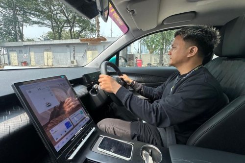 Test Drive Singkat SUV Listrik Lepas E4 di GIIAS 2026