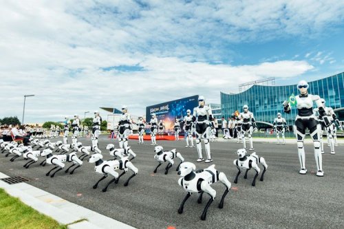 Robot AiMOGA Perkuat Ekspansi Global