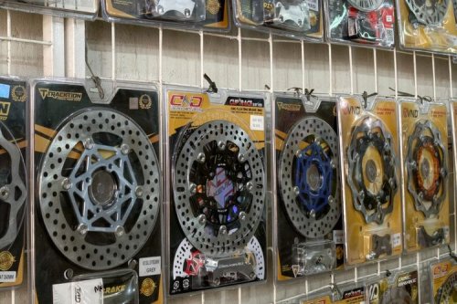 Modifikasi Motor Tren Ganti Piringan Cakram, Mulai Rp 200.000-an