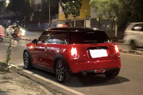 MINI, Plus Minus Pakai Mini Cooper 2020: Desain Ikonik, Suspensi Keras