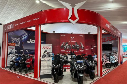 Daftar Motor Listrik di GIIAS 2025, Harga mulai Rp 5 Jutaan