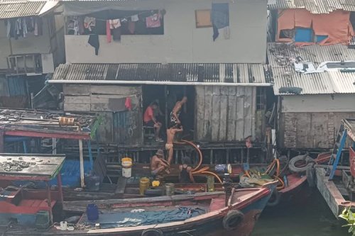 Bahan Dasar untuk Bikin Petasol: dari Sampah Plastik hingga Oli Bekas