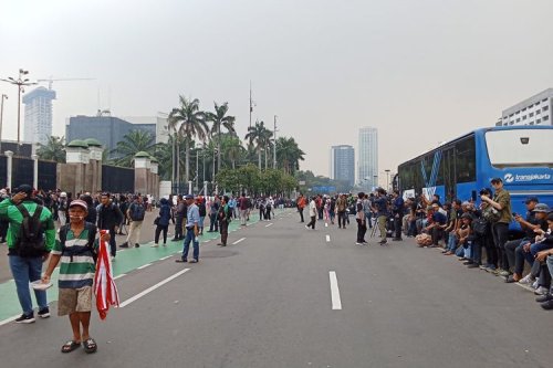 Ada Aksi Buruh di Depan Gedung DPR, Hindari Ruas Jalan Ini