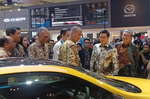 Agus Gumiwang Tertarik pada Lexus LC 500h di GIIAS 2025