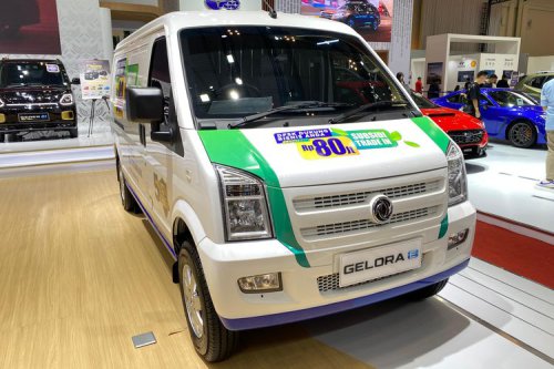 Daftar Diskon Mobil Listrik Rp 300 Jutaan di GJAW