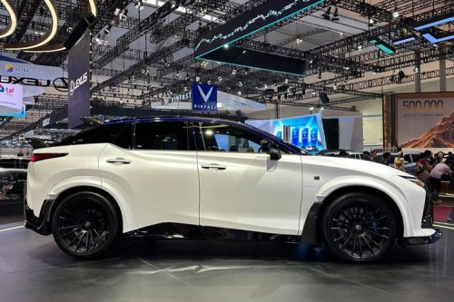 Toyota Tak Khawatir Mobil China Main di Segmen Premium