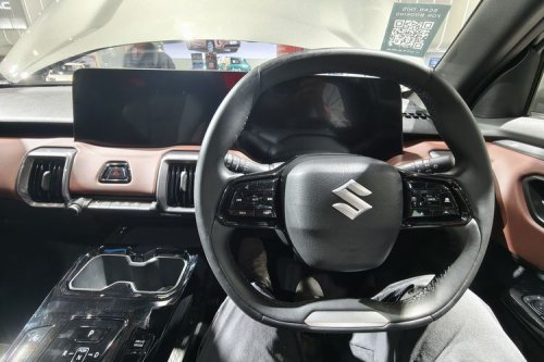 Adu Ilmu SUV Ringkas Listrik: Suzuki eVitara Vs Jaecoo J5 EV