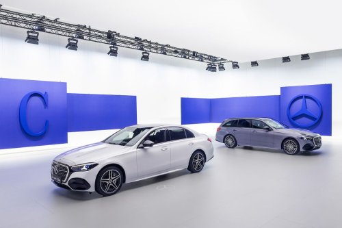 Mercedes-Benz C-Class Facelift Meluncur, Wajah Baru dan Mesin Hybrid