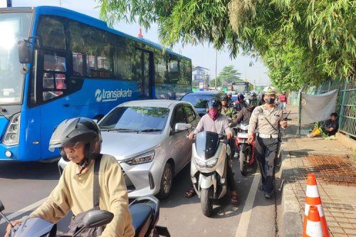 HUT ke-79 Bhayangkara, Merek China Turunkan Harga