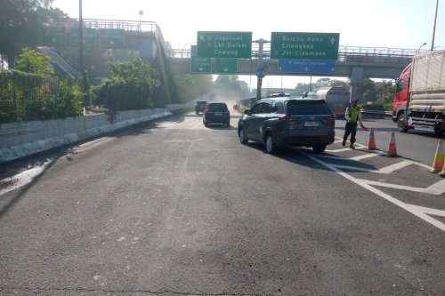 Akses Terowongan Tol Kampung Rambutan Mulai Dibuka Bertahap