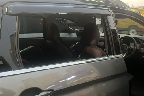 Terjadi Lagi, Kaca Xpander Dipecah saat Parkir di Summarecon Bekasi