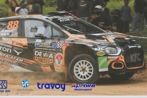 Drama Kejurnas Rally: Mobil Rudy SL Mogok Hingga Didorong Co-Driver