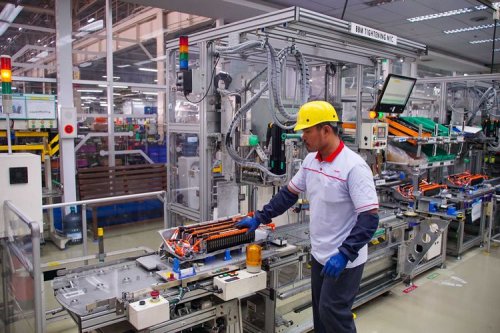 Produksi Toyota Veloz Hybrid Tembus 15.737 Unit hingga Agustus 2026