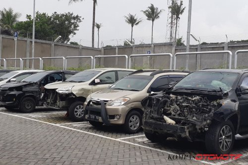 Waspada Mobil Bekas Tabrakan Berat, Deteksi Kerusakan sampai Sasis