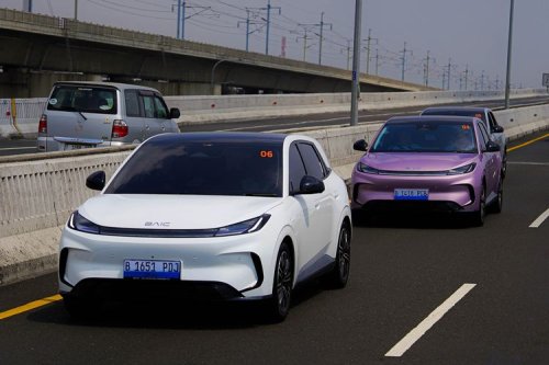 Sensasi Menyetir Mobil Listrik BAIC T1 dari Tangerang ke Bandung