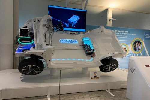 Kupas Makna e-Smart dan Tiga Teknologi Kunci Daihatsu Rocky Hybrid