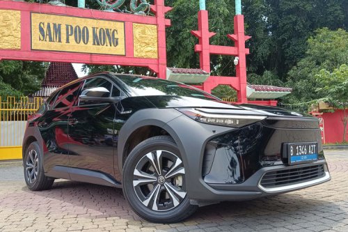 Ditanya Soal Lokalisasi bZ4X, Toyota Bergeming
