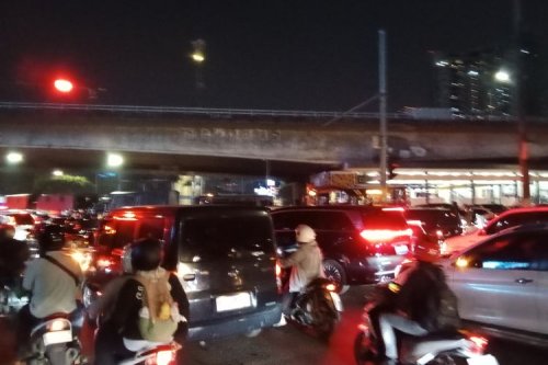 Pemotor Wajib Tahu, Begini Riding Aman di Tengah Lonjakan Arus Nataru