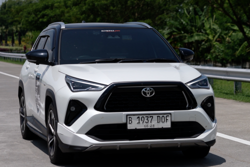 Toyota, Toyota Yaris, Toyota Yaris Cross, Update Harga Toyota Yaris Cross Hybrid 2025: Irit BBM, Fitur Lengkap