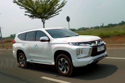 Toyota, Toyota Fortuner, Mitsubishi, Mitsubishi Pajero Sport, Mitsubishi Pajero, GWM Tank 300 vs Toyota Fortuner dan Mitsubishi Pajero Sport