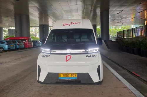 Farizon Supervan Jadi Armada EV Daytrans Rute Jakarta-Semarang