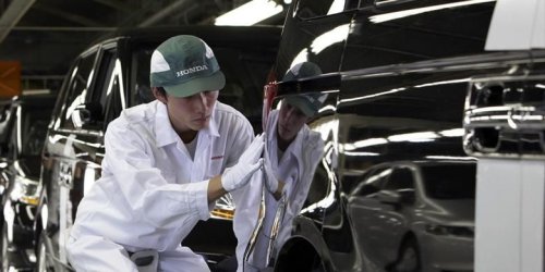 Daihatsu, Kata Daihatsu soal Efek Kenaikan Harga Plastik ke Harga Mobil