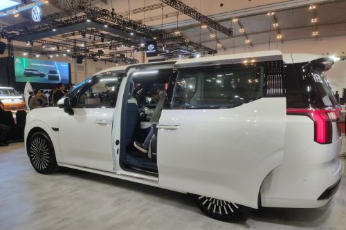 Geely, Geely Perkenalkan Zeekr: Bawa 009 dan 7X