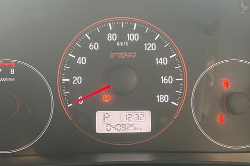 Berapa Angka Odometer Maksimal pada Mobil