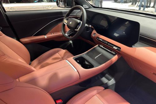 Ulik Spesifikasi Changan CS55 Plus HEV, Cocok Masuk ke Indonesia?