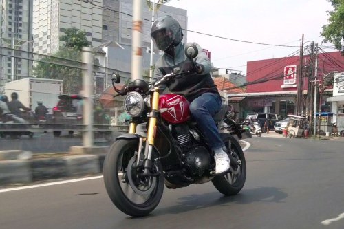 Rasa Berkendara Triumph Speed 400: Lincah, Irit, tapi Sporty