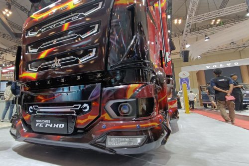 Modifikasi Canter, Berubah Total dan Pakai Pelek Pajero Sport