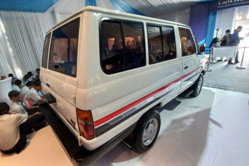 Toyota, Cerita Kijang Super, Mobil Pertama Toyota Indonesia yang Diekspor