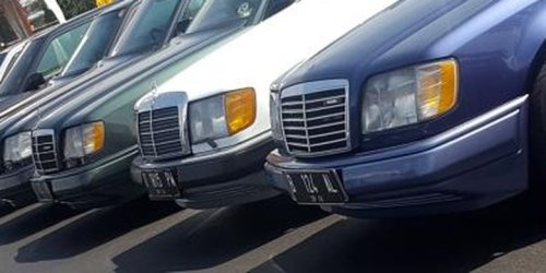 BMW, BMW E36, Pilih BMW E36 atau Mercy Boxer? Ini Rekomendasi buat Pemula Motuba
