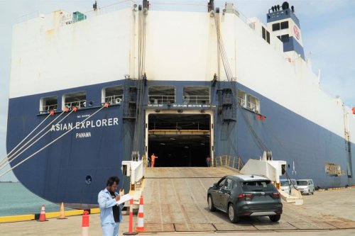 Toyota, Ekspor Jadi Juru Selamat Toyota di Tengah Lesunya Pasar Otomotif Nasional