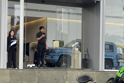 Bukti Denza B5 Hadir di Diler Jakarta: Sinyal Peluncuran Kian Nyata