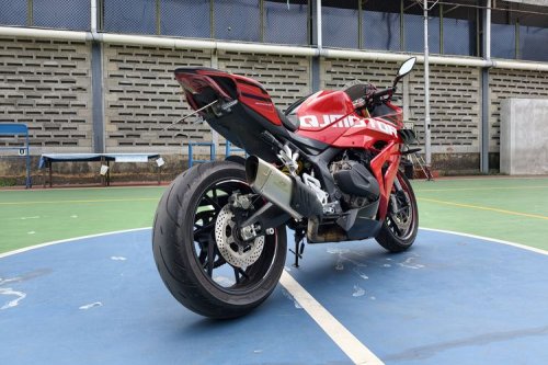 Review Lengkap QJMotor SRK 800 RR: Moge 4 Silinder Rp 268 Juta