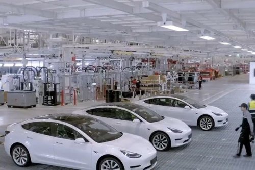 Tesla, Daftar Merek Mobil Listrik Terlaris di AS 2025, Tesla Masih Berkuasa
