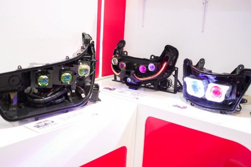 Teknologi Cornering Light Baru Bantu Pengemudi Mobil Lebih Aman