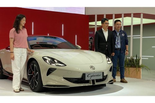 GIIAS 2025: MG 4 EV, Menapaki Jejak Mobil Listrik Inggris di Indonesia