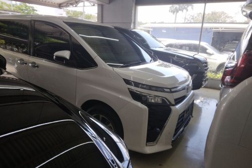 Toyota, Toyota Voxy, Biaya Servis Toyota Voxy 2020 dari Pengalaman Dirly Idol