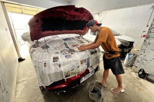 Ini Mobil yang Butuh Waktu Lama di Bengkel Body Repair