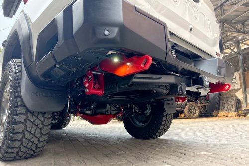 Modifikasi Hilux Travo Overland ala Ironsmith Fabrication